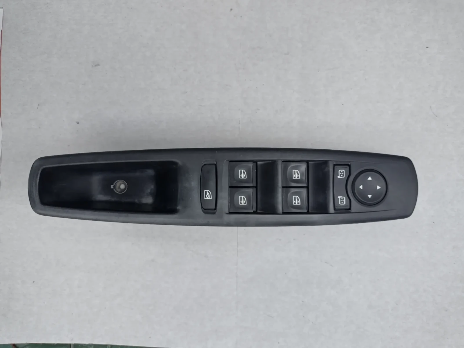 809610016R   .,   Renault Megane III 809610016R | Mobile.bg   1