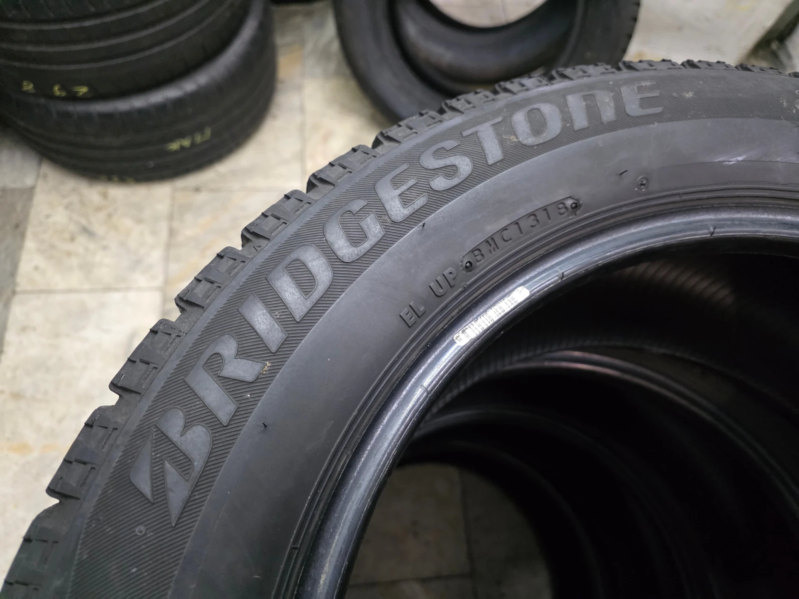 ���� 225/55R17 | Mobile.bg � ����������� 9