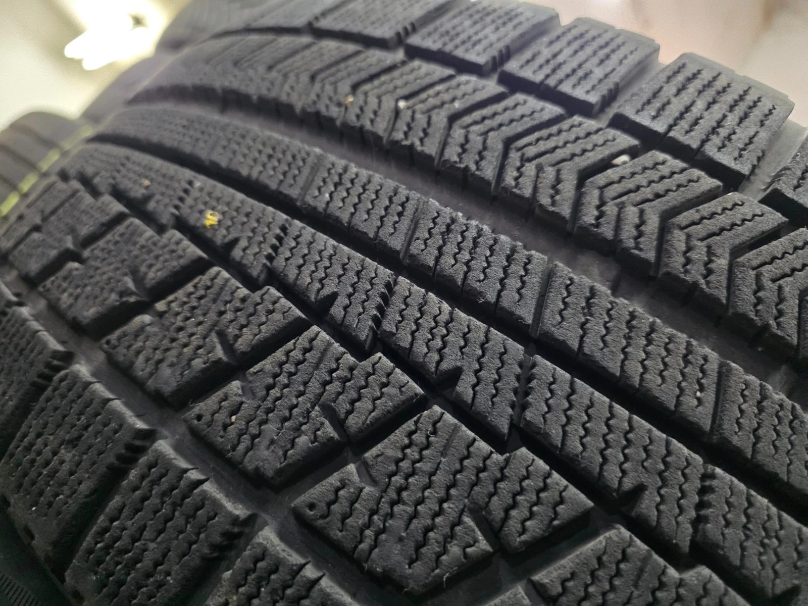 ���� 225/55R17 | Mobile.bg � ����������� 5