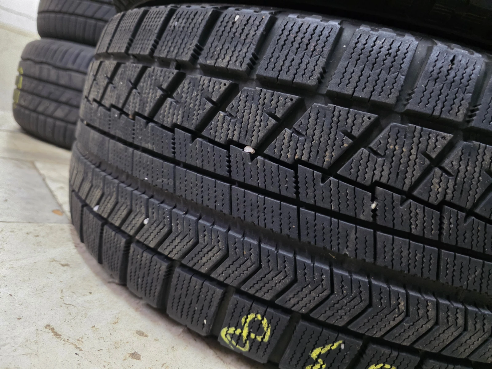 ���� 225/55R17 | Mobile.bg � ����������� 4