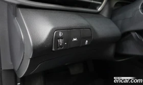 Hyundai Elantra 1.6 Smart, снимка 12