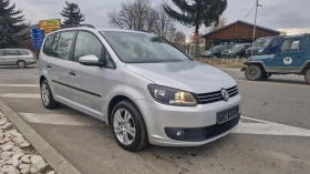 VW Touran 1.6 TDI , снимка 2