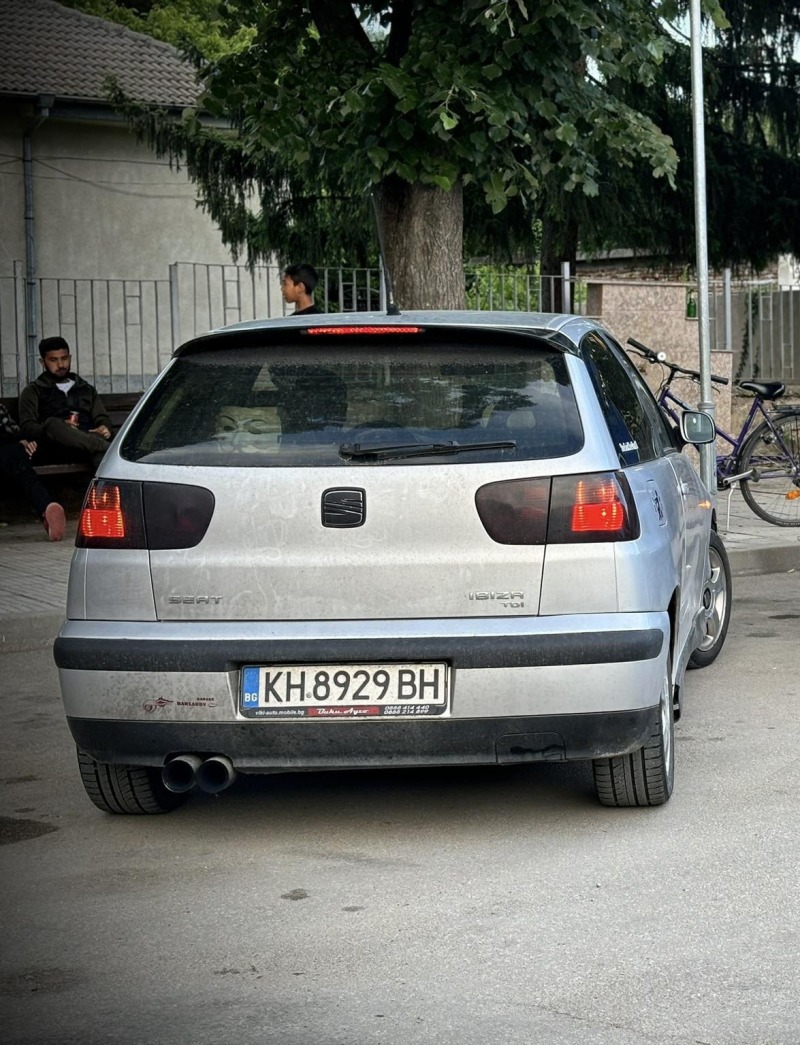 Seat Ibiza, снимка 4 - Автомобили и джипове - 46408009