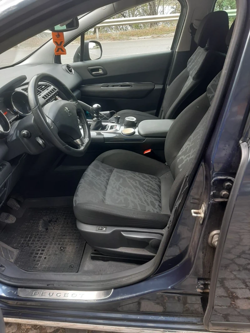 Peugeot 3008 1.6 hdi, снимка 8 - Автомобили и джипове - 47692375