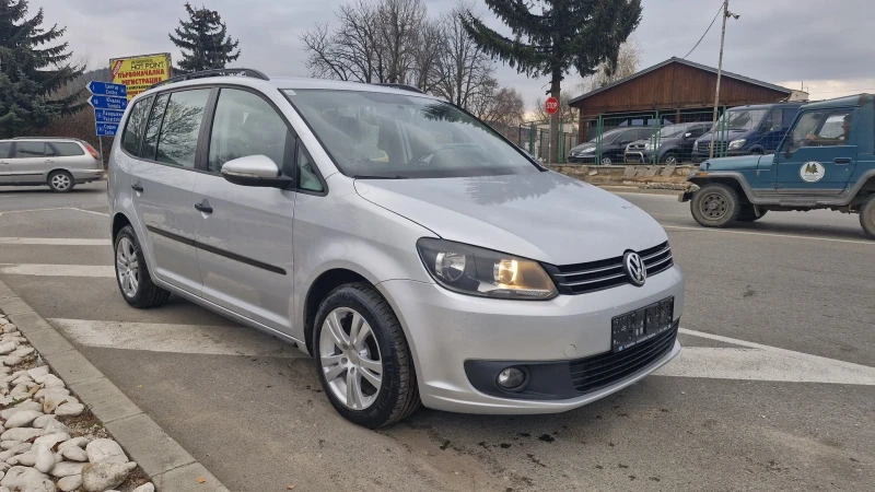 VW Touran 1.6 TDI , снимка 2 - Автомобили и джипове - 48156556