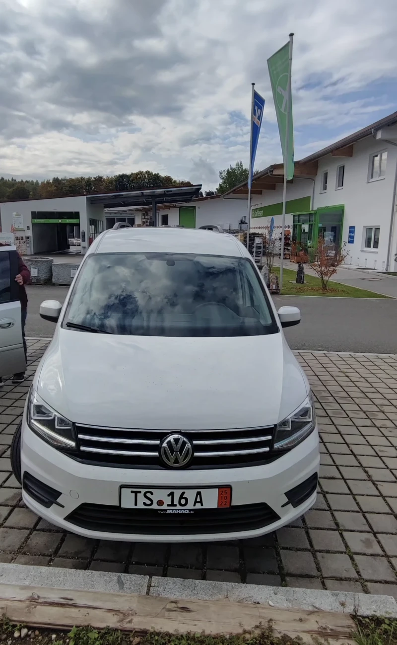 VW Caddy, снимка 1 - Автомобили и джипове - 48345144