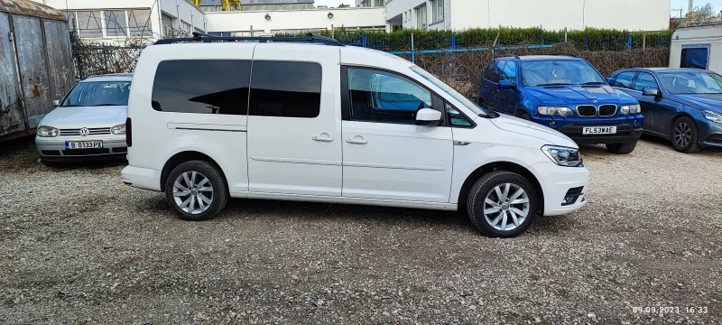 VW Caddy, снимка 17 - Автомобили и джипове - 48345144