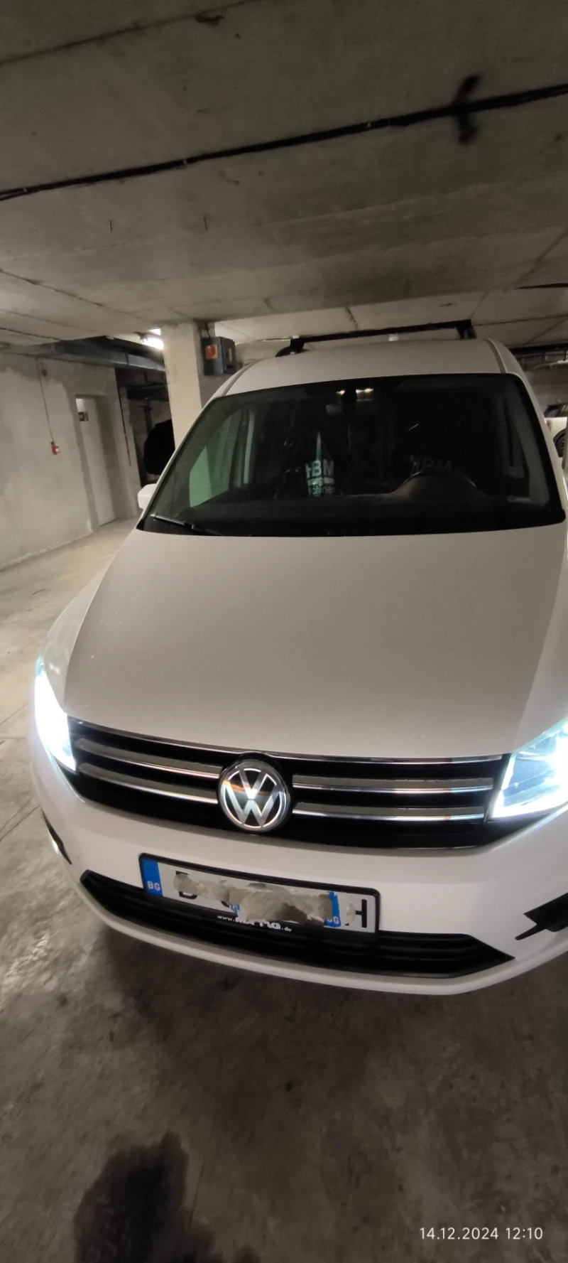 VW Caddy, снимка 4 - Автомобили и джипове - 48345144