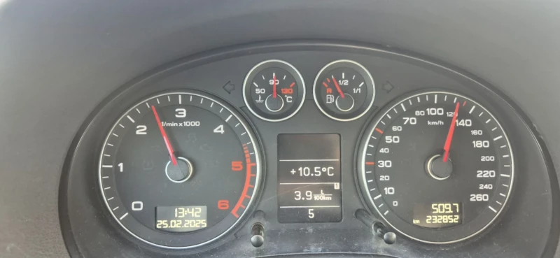 Audi A3 1.9TDI, снимка 17 - Автомобили и джипове - 49277539