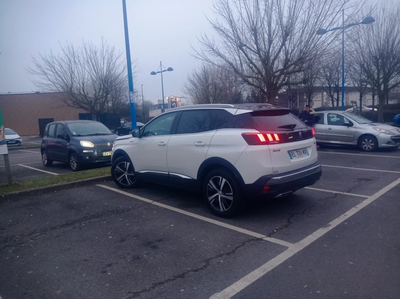 Peugeot 3008, снимка 14 - Автомобили и джипове - 49426753