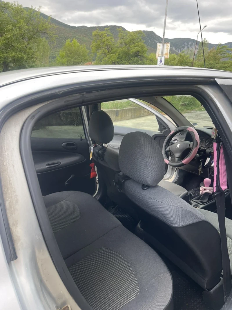 Peugeot 206, снимка 9 - Автомобили и джипове - 52437988