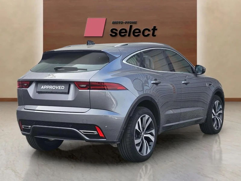 Jaguar E-pace 2.0, снимка 2 - Автомобили и джипове - 52160569
