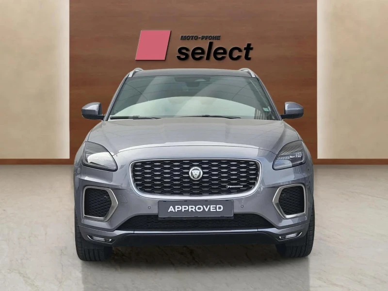 Jaguar E-pace 2.0, снимка 7 - Автомобили и джипове - 52160569