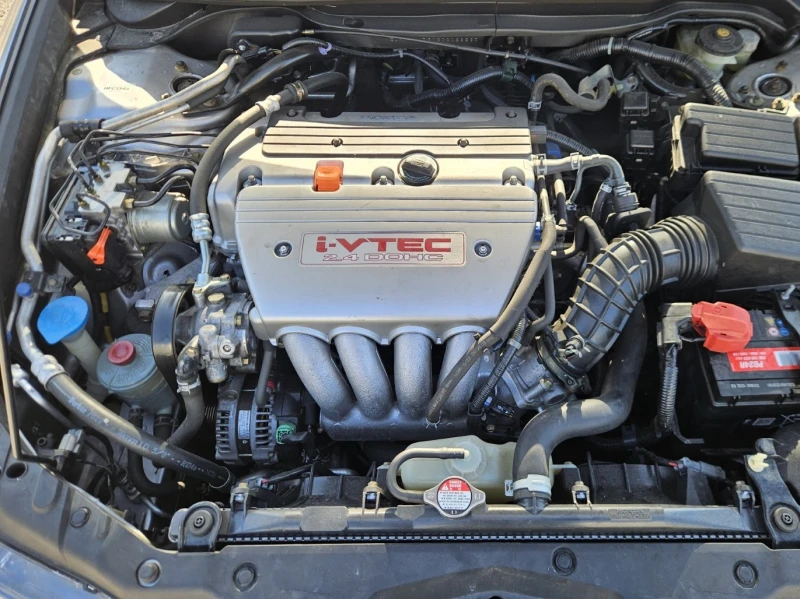 Honda Accord 2.4i-VTEC Type S Tourer, снимка 9 - Автомобили и джипове - 52303442