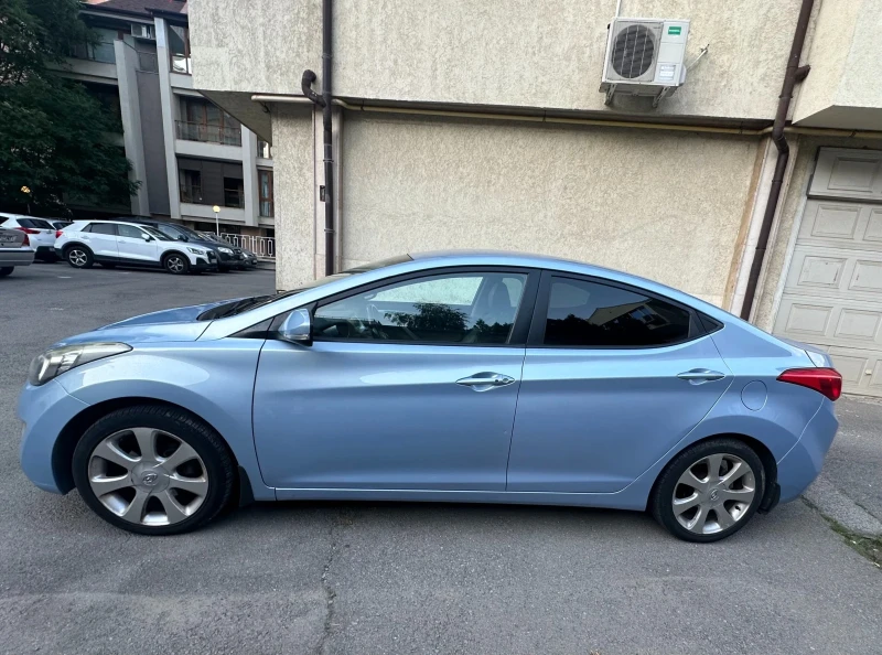 Hyundai Elantra 1.6 MPI, снимка 2 - Автомобили и джипове - 52490996