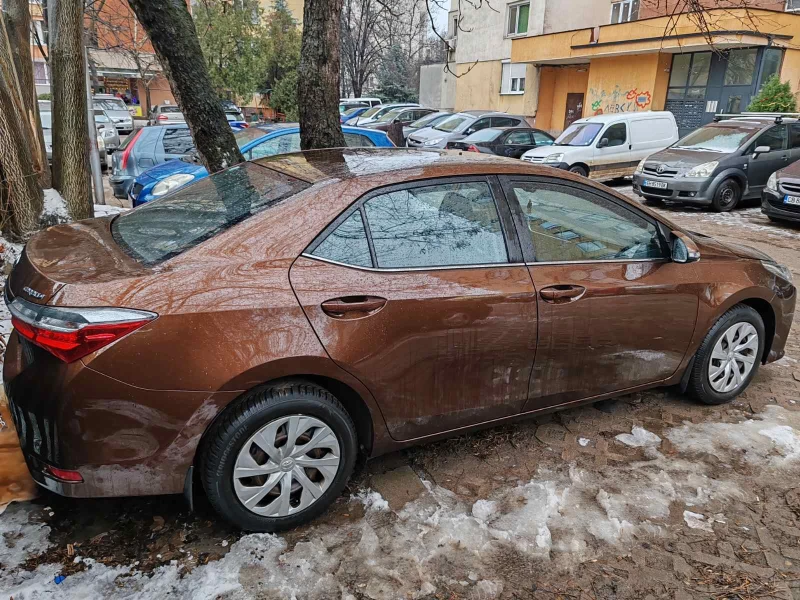 Toyota Corolla LUNA 1.6, снимка 9 - Автомобили и джипове - 53057622