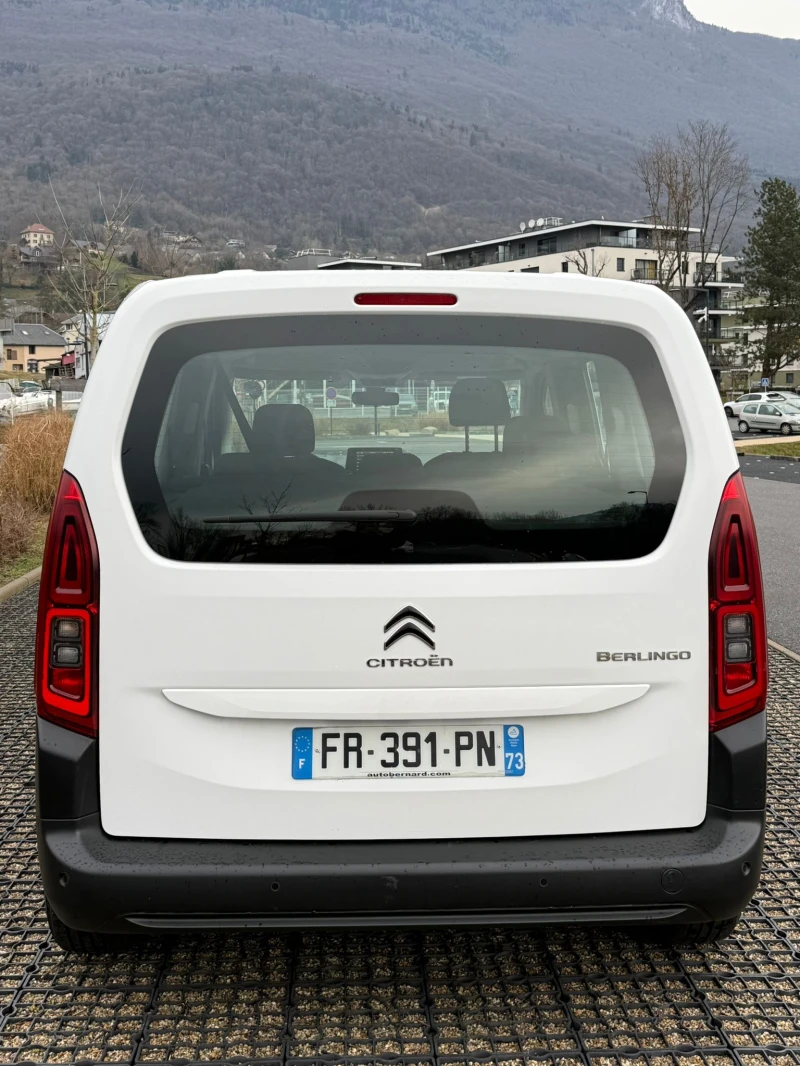 Citroen Berlingo 1.5BLUE HDI EAT8 131, снимка 6 - Автомобили и джипове - 53287070