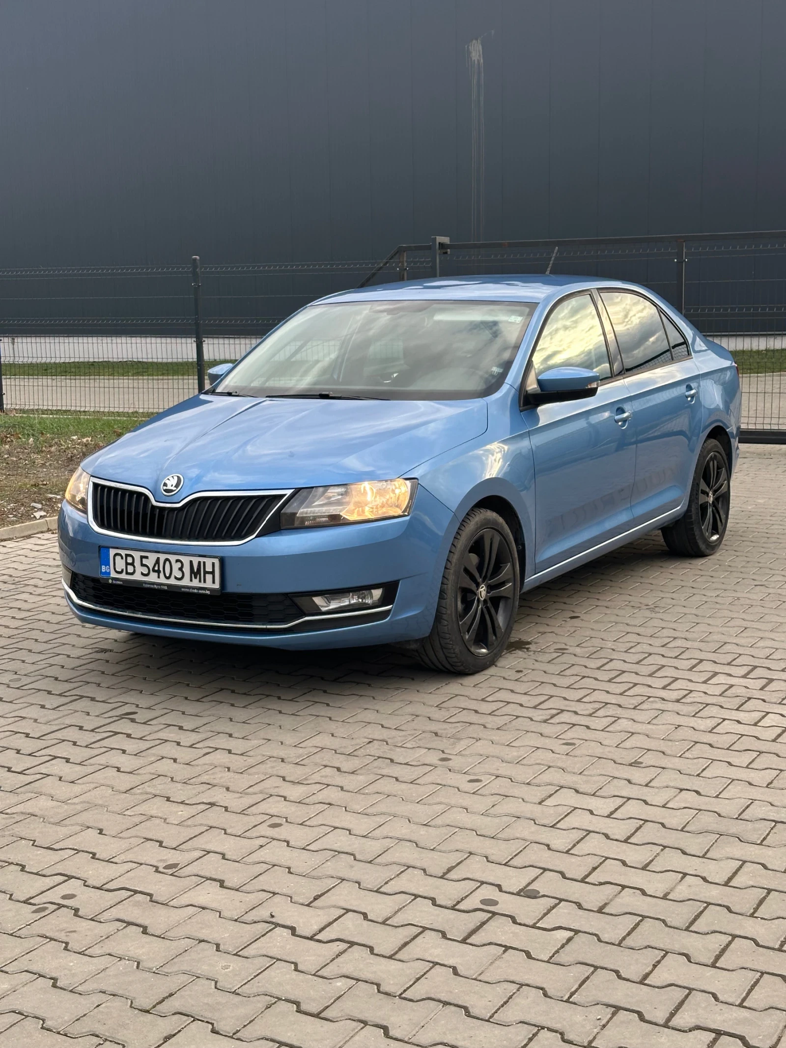 Skoda Rapid 110HP 6 скорости, снимка 1