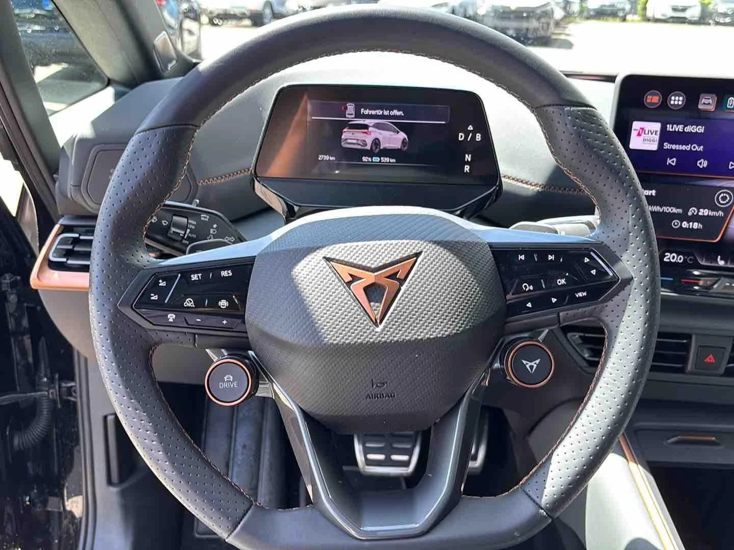 Cupra Born 326HP/VZ/NAVI/LED/ACC/AMBI/CAM/617v - изображение 8