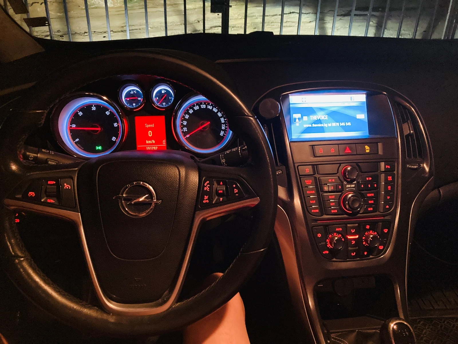 Opel Astra J - изображение 6