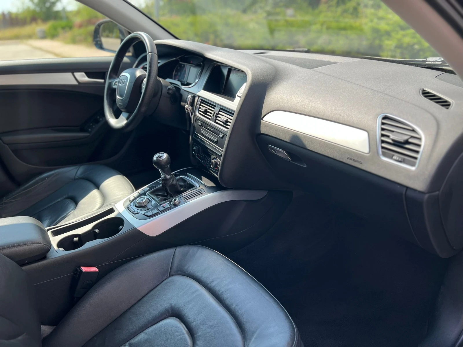 Audi A4 2.0TDI Лизинг през Уникредит по 280 лева | Mobile.bg — изображение 13