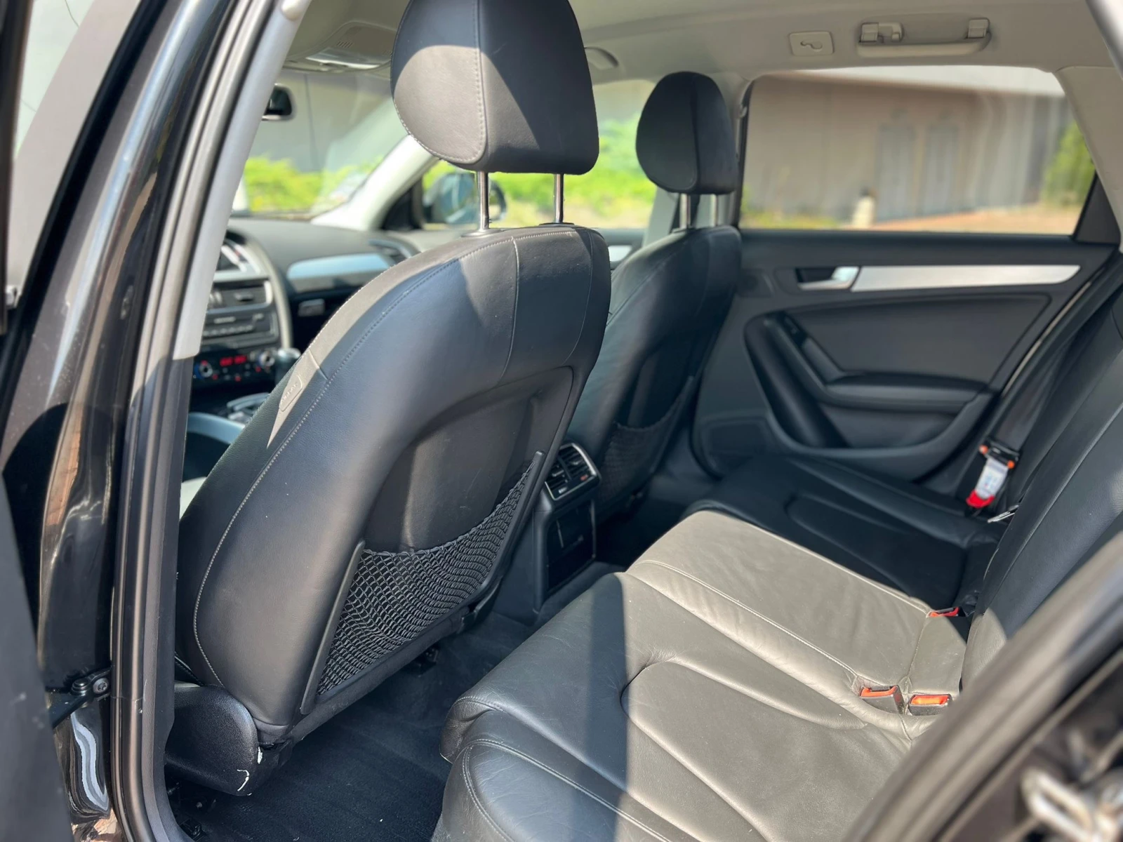 Audi A4 2.0TDI Лизинг през Уникредит по 280 лева | Mobile.bg — изображение 15