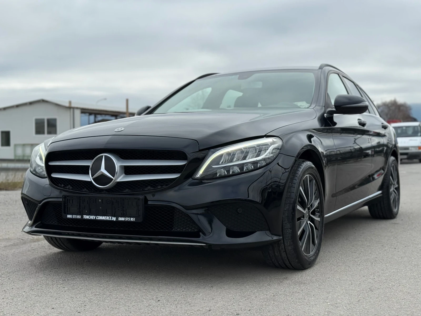 Mercedes-Benz C 220 2.2-cdi-4-MATIC-FULL LED-9-G-tronik-NEW-KAMERA - изображение 3