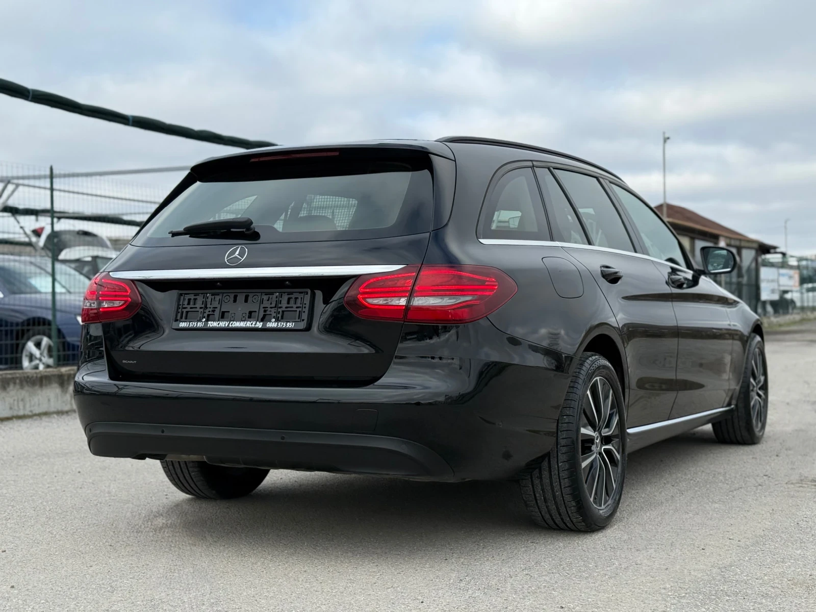 Mercedes-Benz C 220 2.2-cdi-4-MATIC-FULL LED-9-G-tronik-NEW-KAMERA - изображение 6