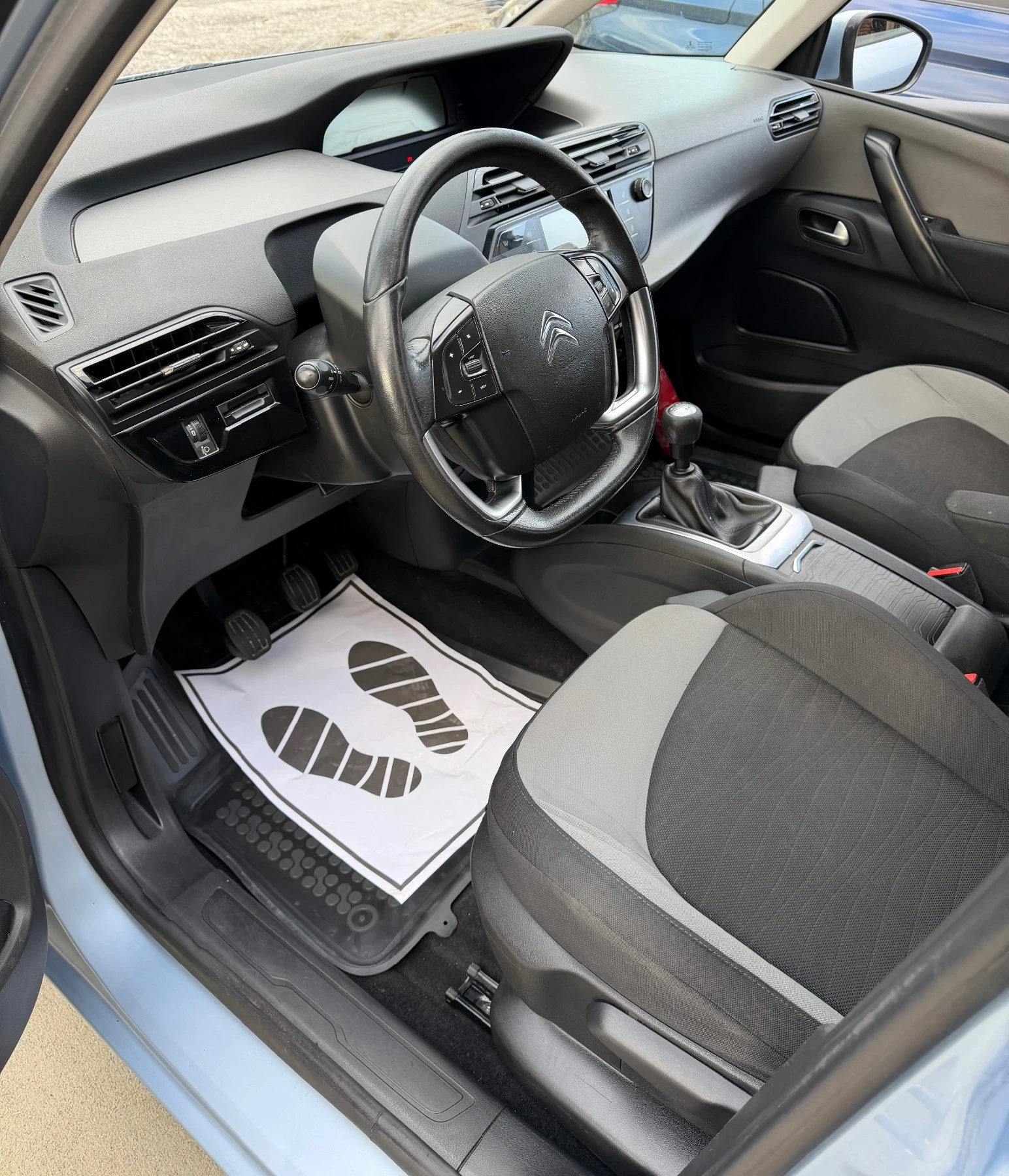 Citroen Grand C4 Picasso 1.6hdi 6+ 1 Navi 6ск - изображение 8