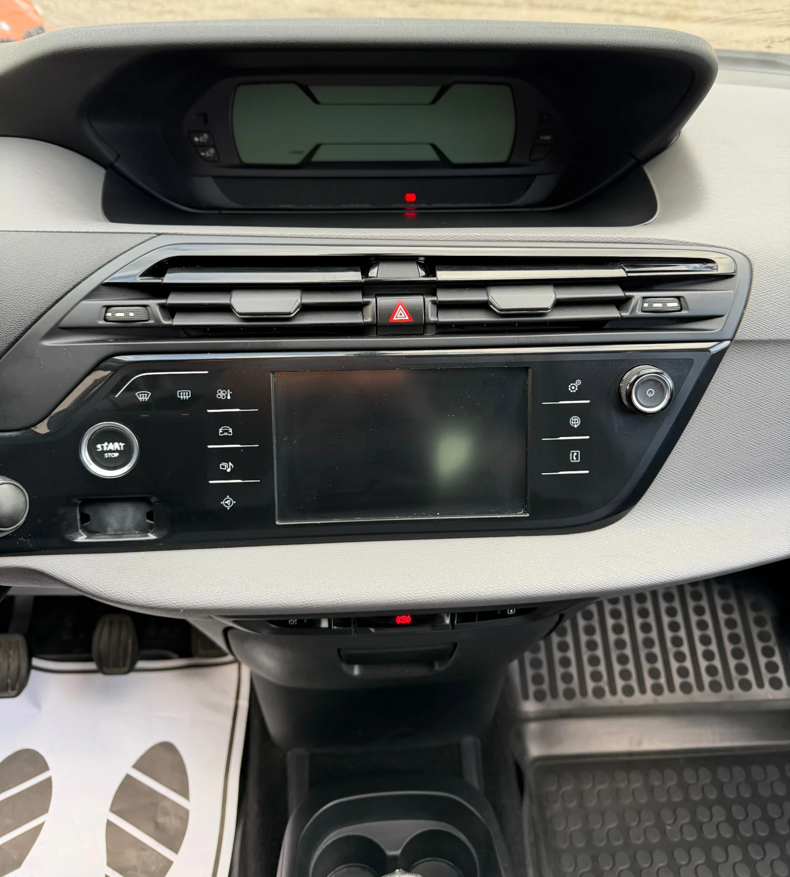 Citroen Grand C4 Picasso 1.6hdi 6+ 1 Navi 6ск - изображение 10