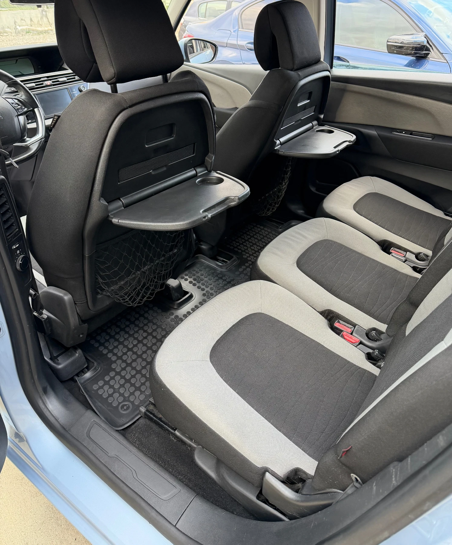 Citroen Grand C4 Picasso 1.6hdi 6+ 1 Navi 6ск, снимка 15 - Автомобили и джипове - 53637153