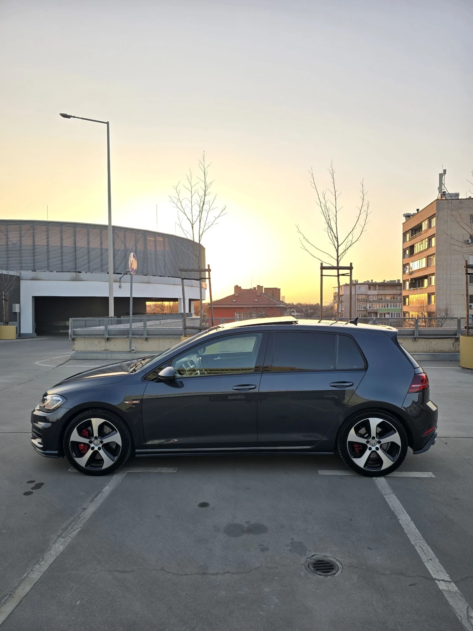 VW Golf GTI Autobahn, снимка 3 - Автомобили и джипове - 53852615