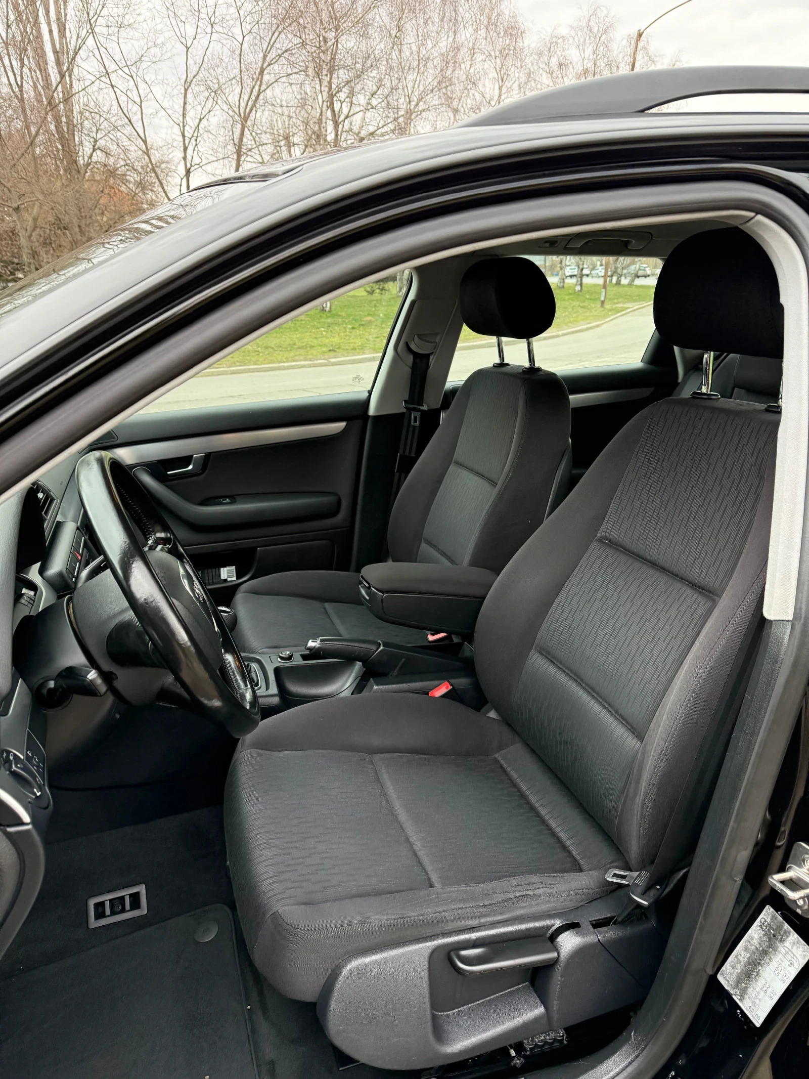 Audi A4 1.9TDI ТОП СЪСТОЯНИЕ!!, снимка 7 - Автомобили и джипове - 53904454