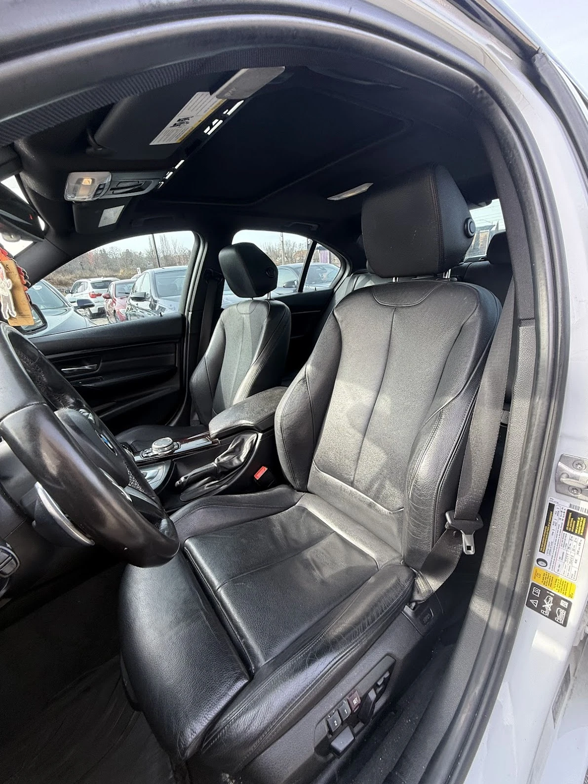 BMW 335 * XDRIVE* МПАКЕТ* РЕКАРО* KEYLESS* , снимка 9 - Автомобили и джипове - 53978925