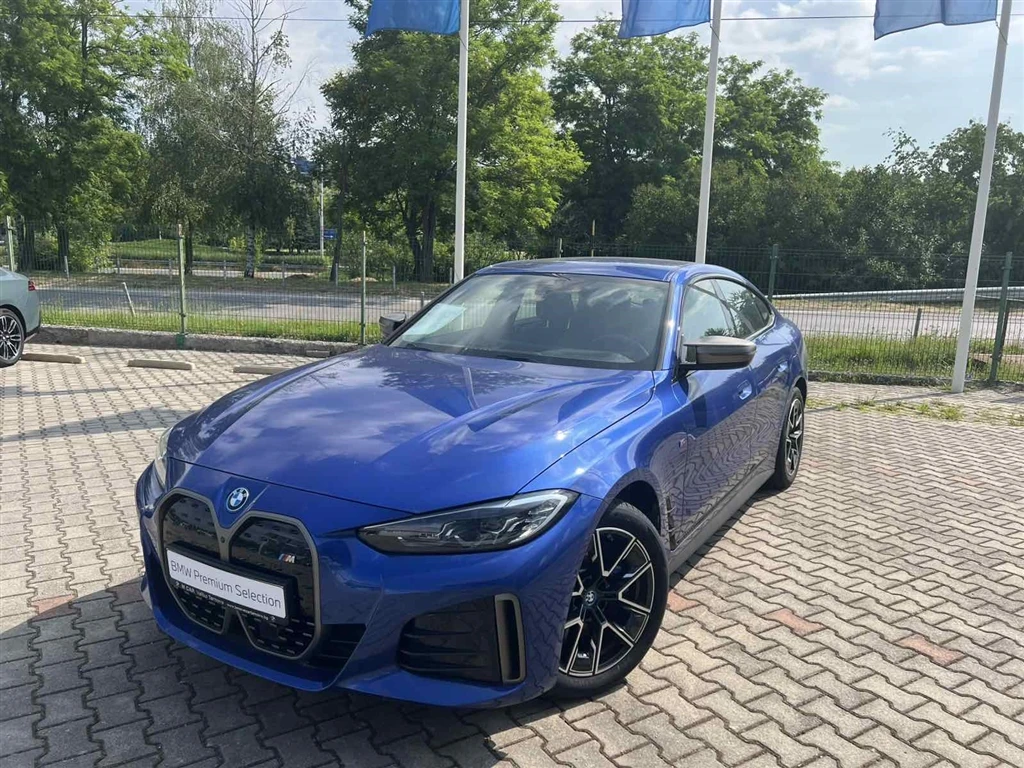BMW i4 M50