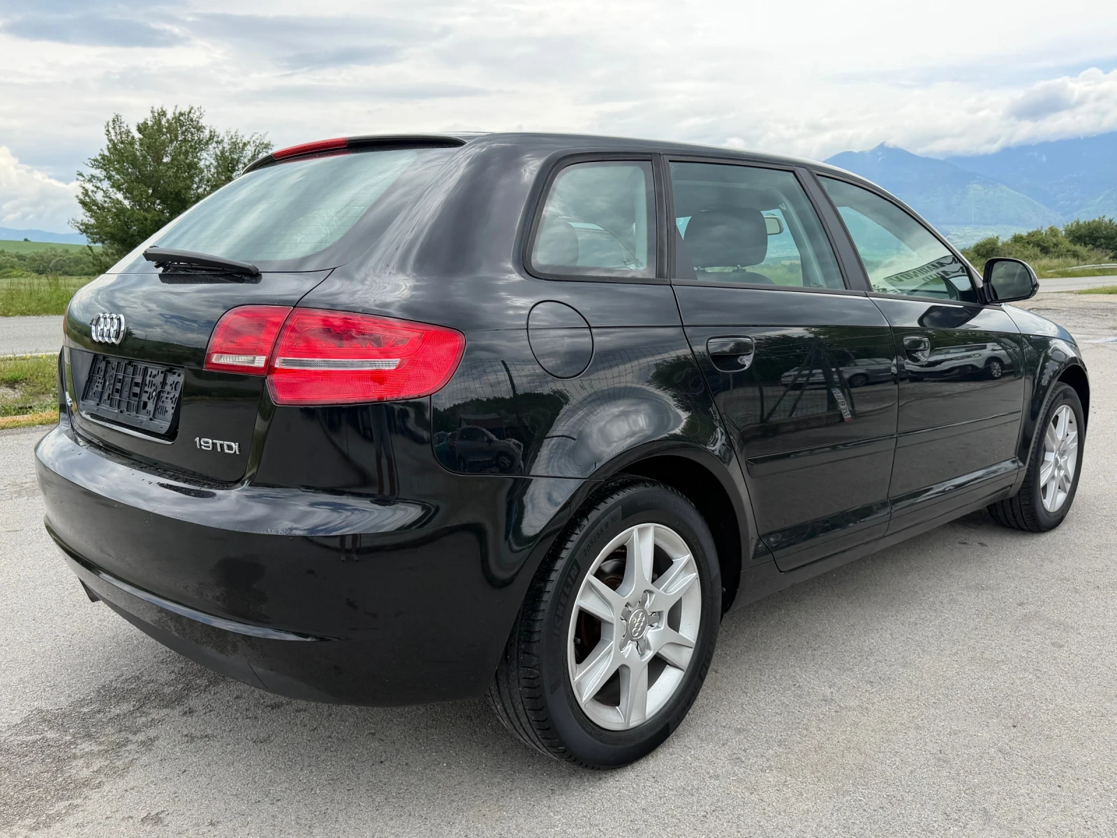 Audi A3 1.9TDI, снимка 3 - Автомобили и джипове - 54650550