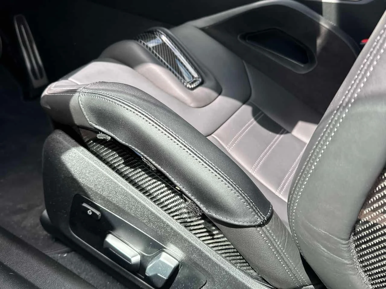 BMW M2 * CARFAX * HARMAN * HEAD UP * CARBON BUCKETS, снимка 16 - Автомобили и джипове - 54920354