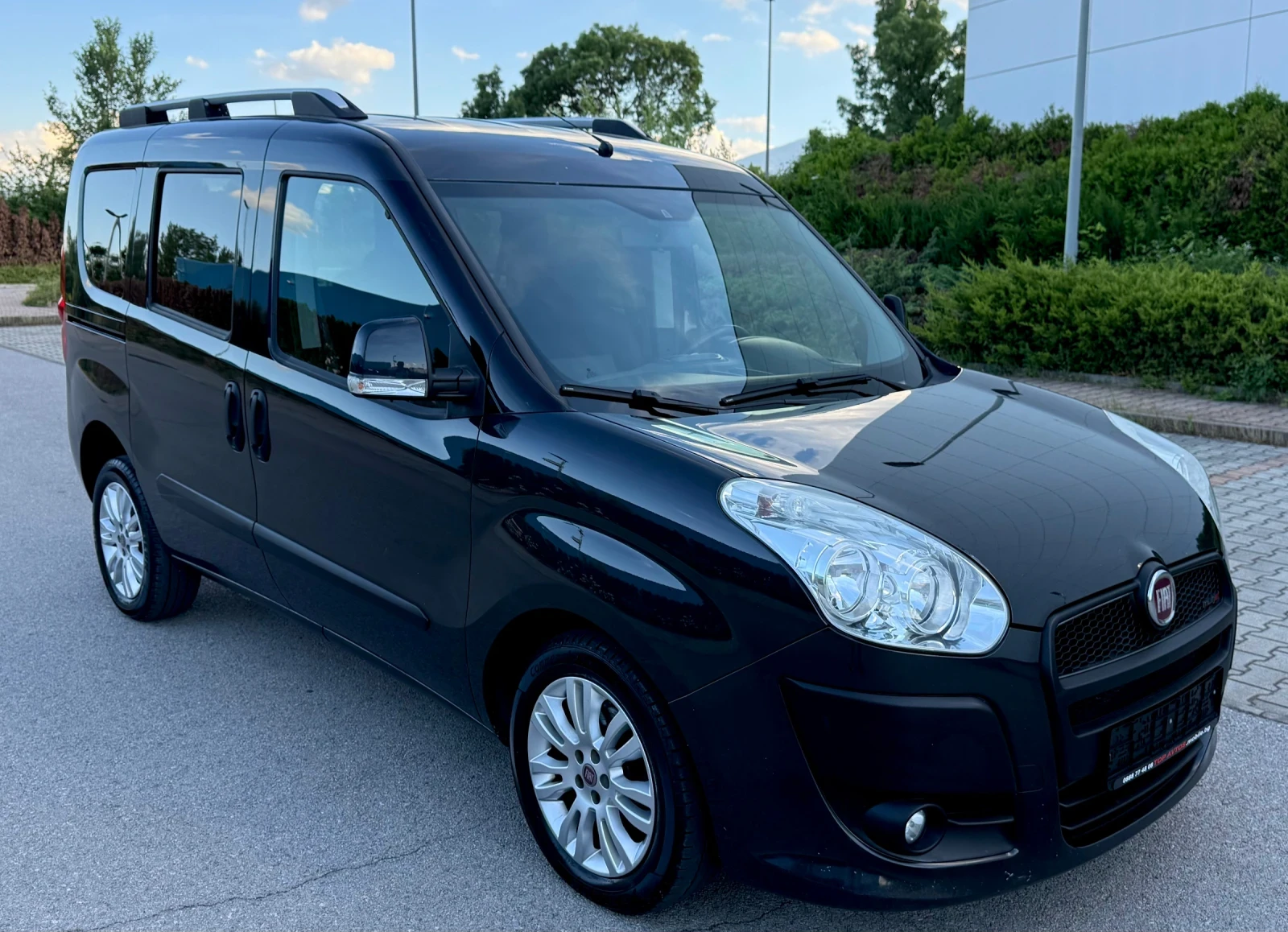 Fiat Doblo 1.6 JTD/105kc/6ck/Пътнически/Климатроник/Автопилот, снимка 3 - Автомобили и джипове - 54986705