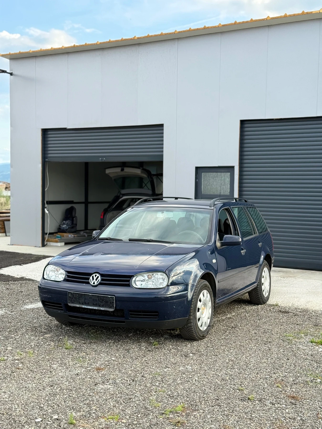 VW Golf, снимка 2 - Автомобили и джипове - 55351744