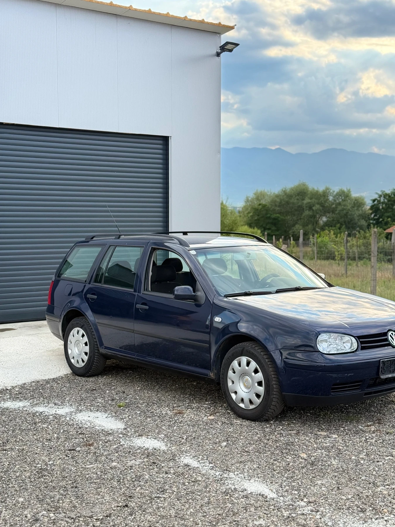 VW Golf, снимка 6 - Автомобили и джипове - 55351744