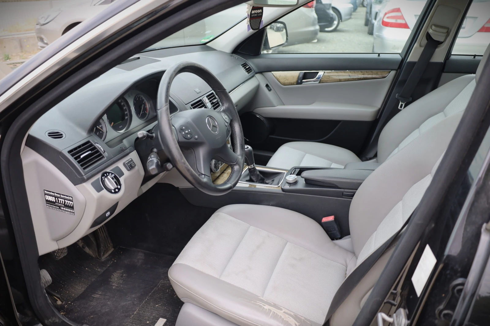 Mercedes-Benz C 280 Avantgarde 3.0 Бензин\Газ, снимка 7 - Автомобили и джипове - 55219331