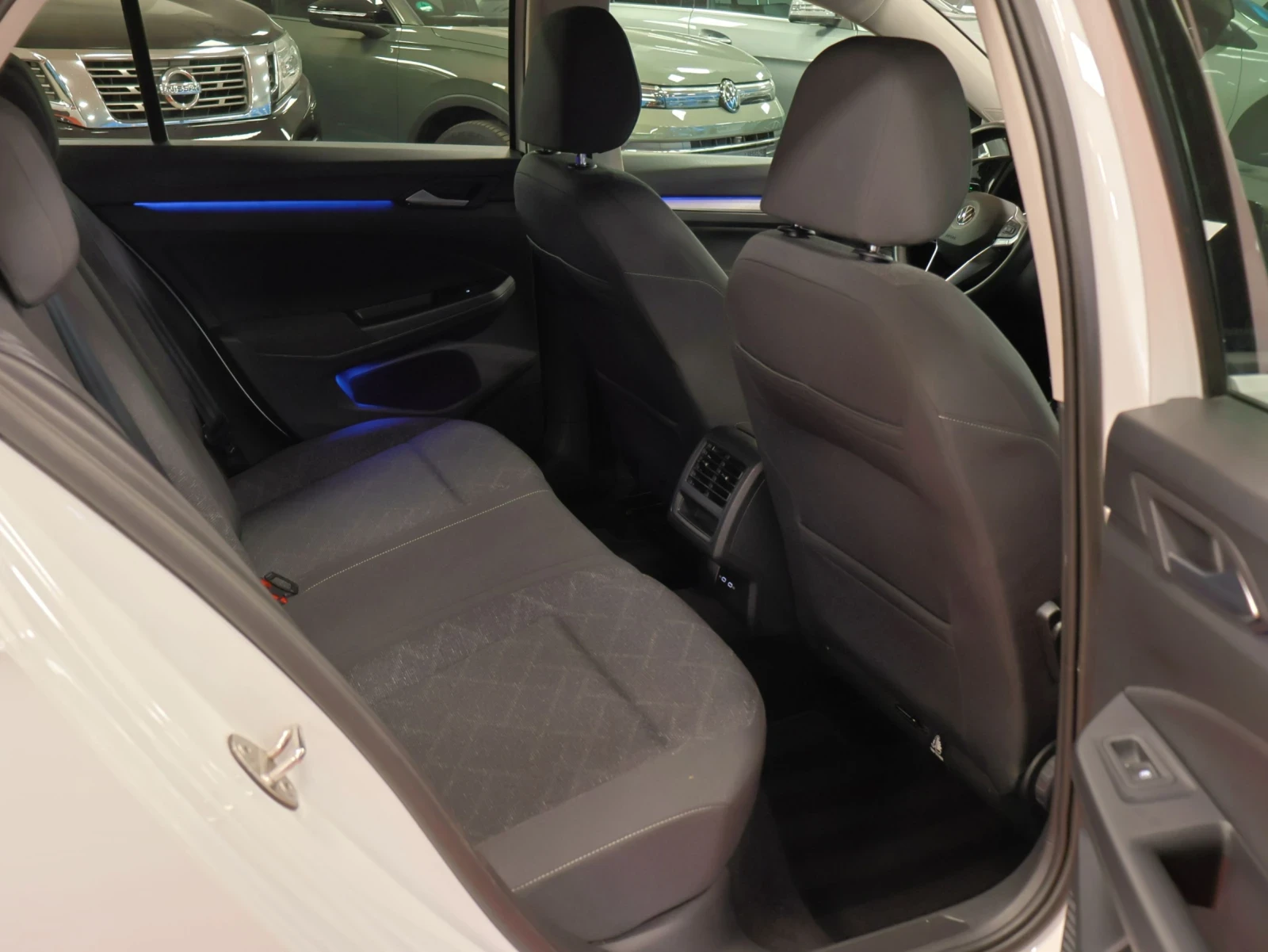 VW Golf VIII | 2.0TDI | 6MT | Life | Mobile.bg � ����������� 14