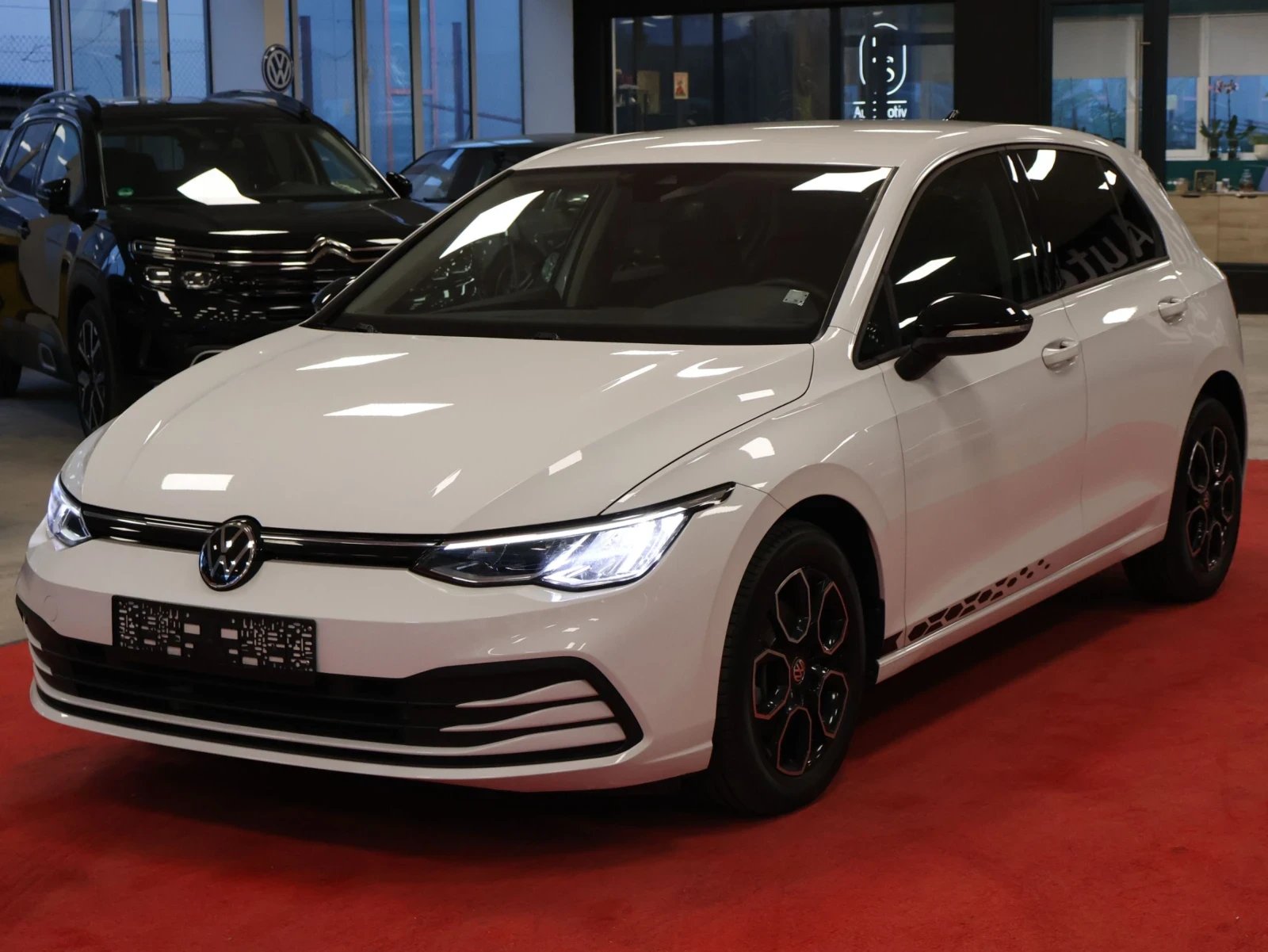 VW Golf VIII | 2.0TDI | 6MT | Life | Mobile.bg � ����������� 3