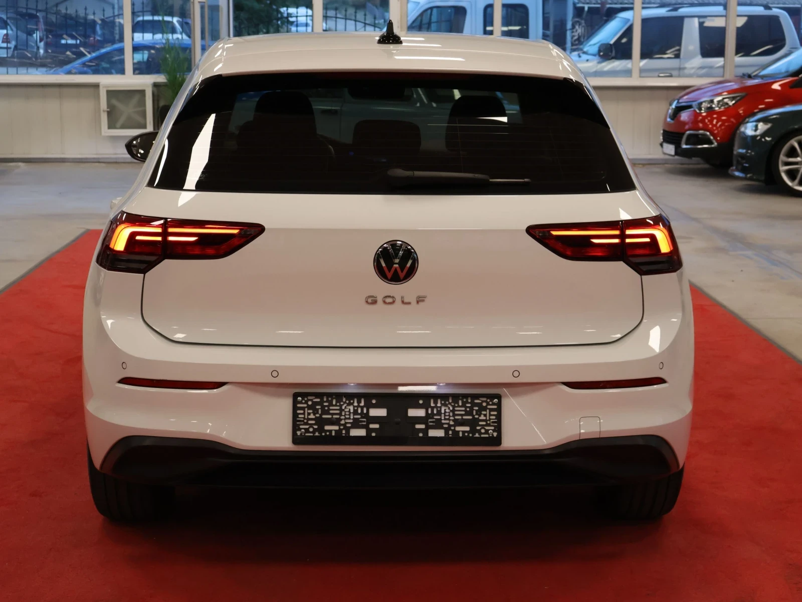 VW Golf VIII | 2.0TDI | 6MT | Life | Mobile.bg � ����������� 5