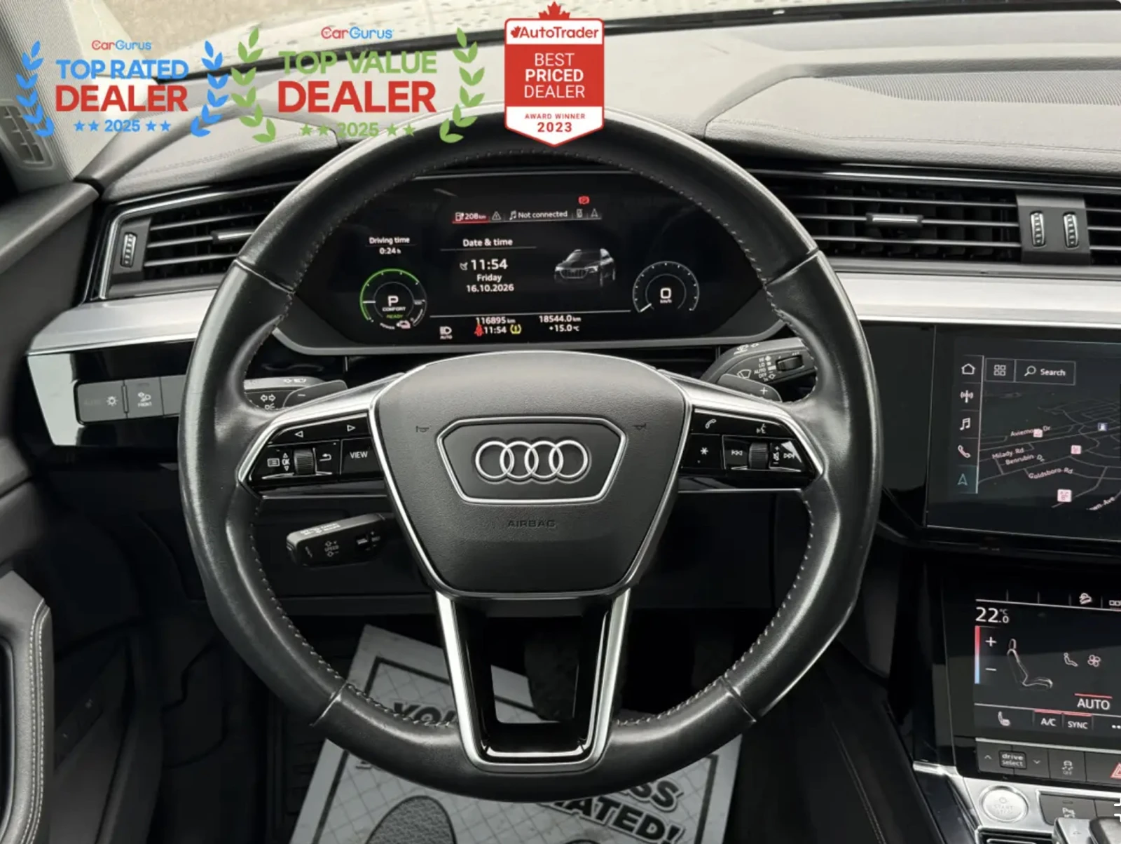 Audi E-Tron 436KM* PROGRESSIV* ACCIDENT FREE* PANO* , снимка 8 - Автомобили и джипове - 56557756