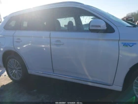 Mitsubishi Outlander PHEV GT S-AWC - 16775 € / 32809.05 лв. - 84541903 7