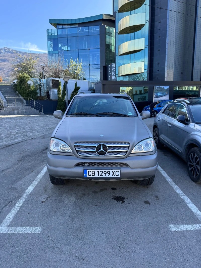 Mercedes-Benz ML 270, снимка 6 - Автомобили и джипове - 48526180