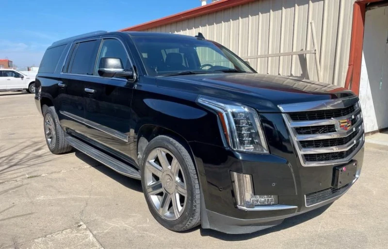 Cadillac Escalade, снимка 4 - Автомобили и джипове - 49274679