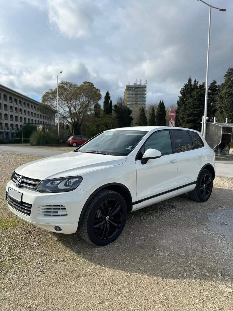 VW Touareg, снимка 3 - Автомобили и джипове - 52567365
