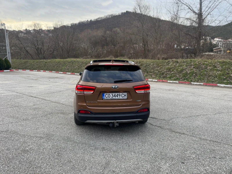 Kia Sorento 2.2 CDTI full , снимка 4 - Автомобили и джипове - 52974955